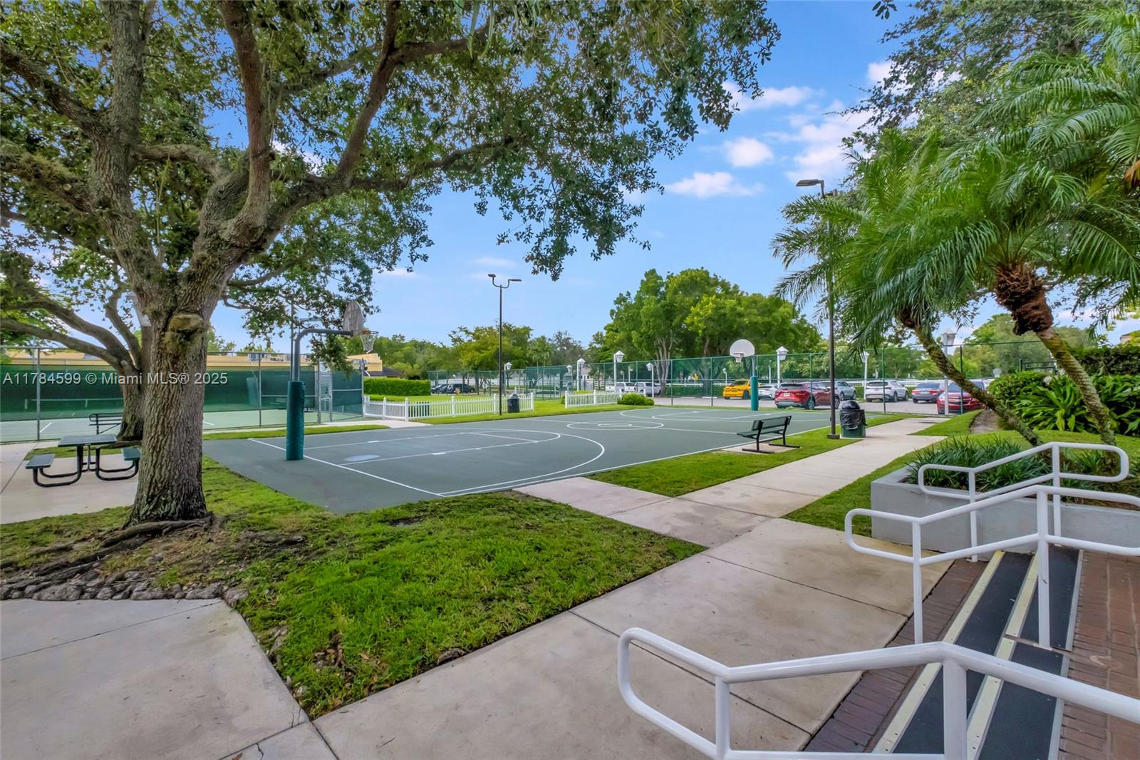 COUNTRY WALK SEC 3 - Residential