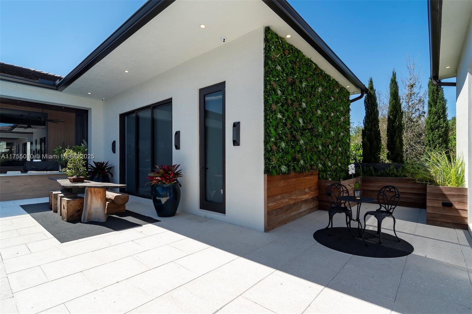 FLA FRUIT LANDS CO - Residential