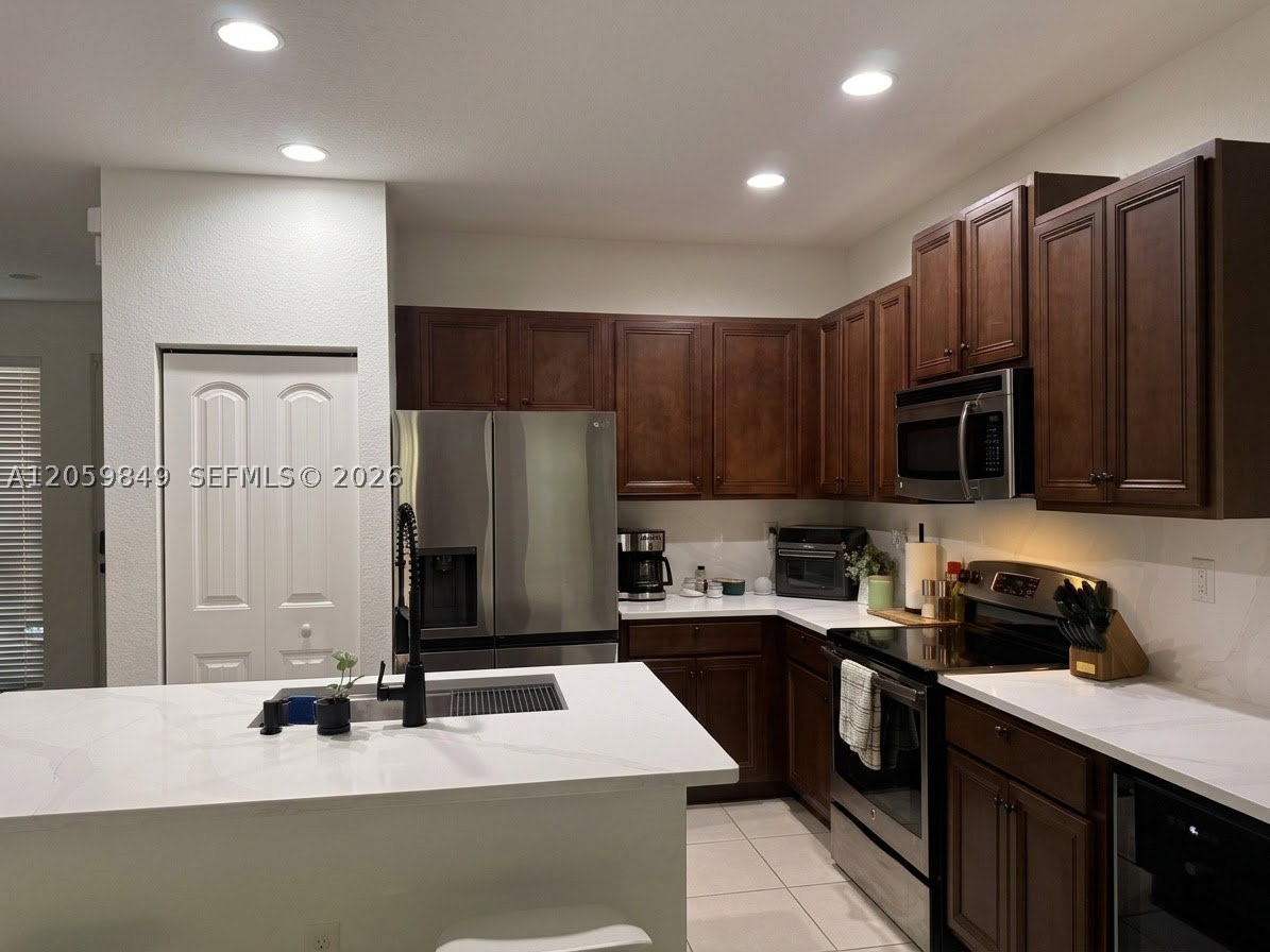 NEW COVENANT CHURCH PLAT - Residential