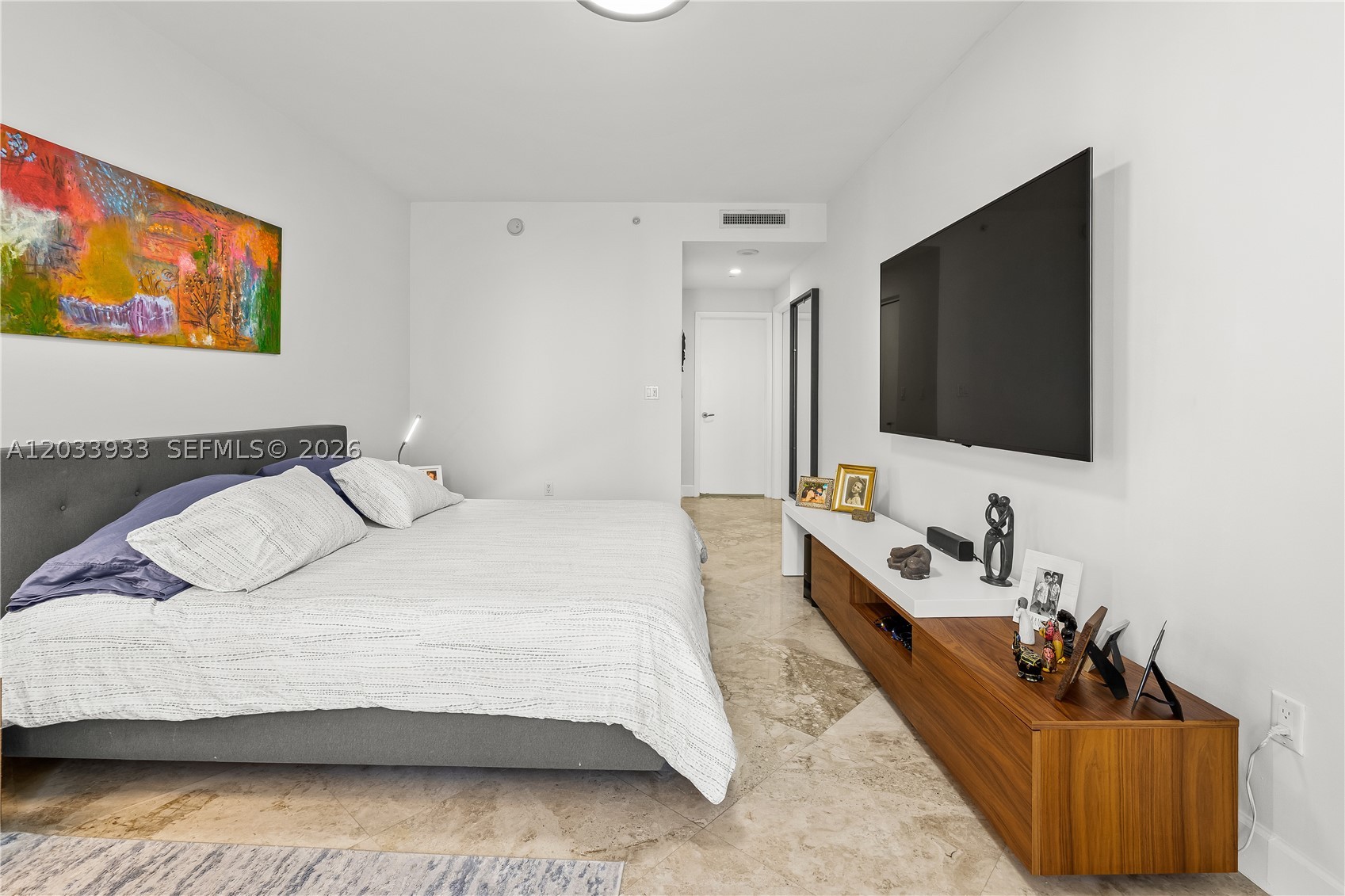 CARBONELL CONDO - Residential Lease