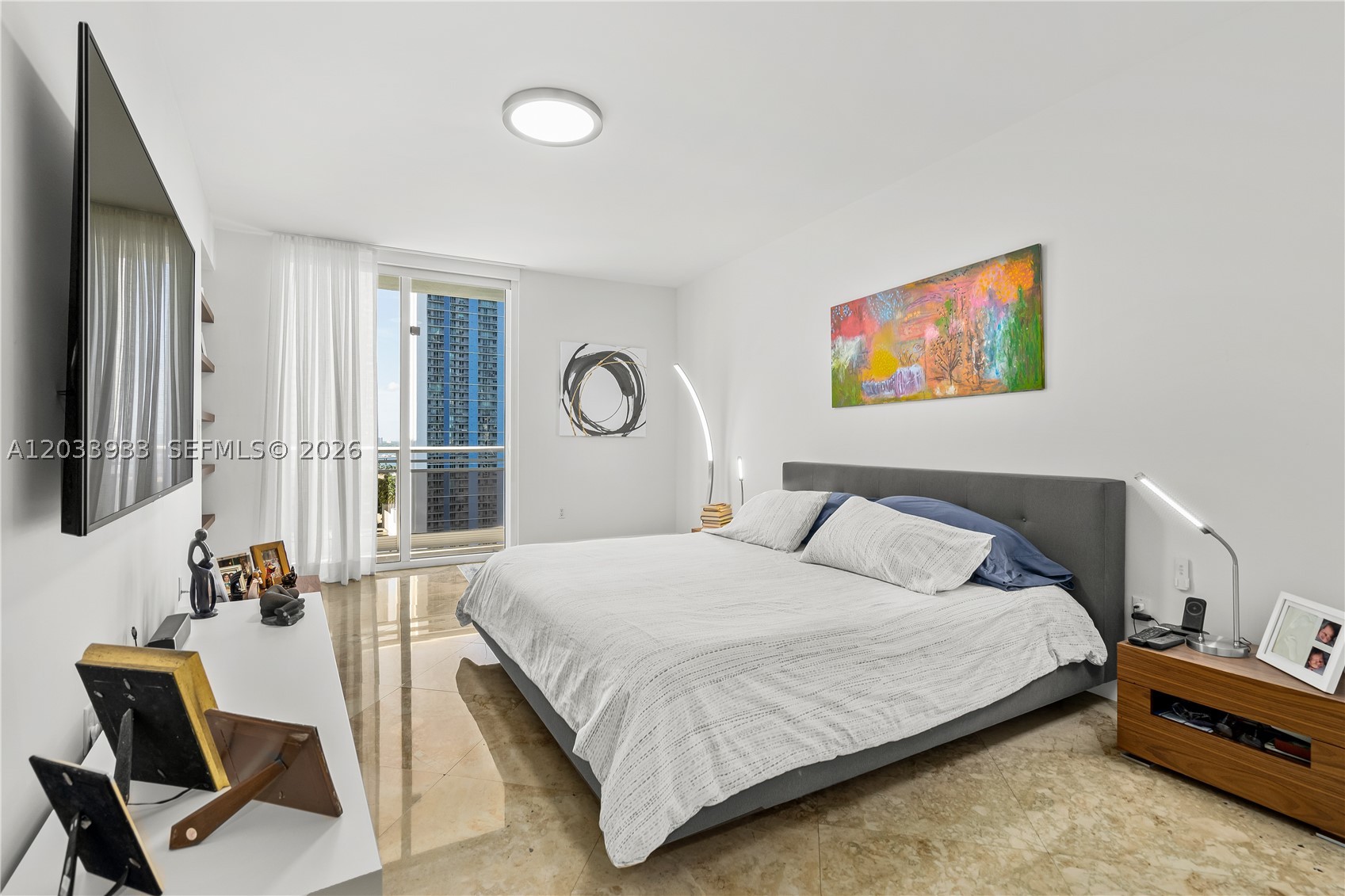 CARBONELL CONDO - Residential Lease