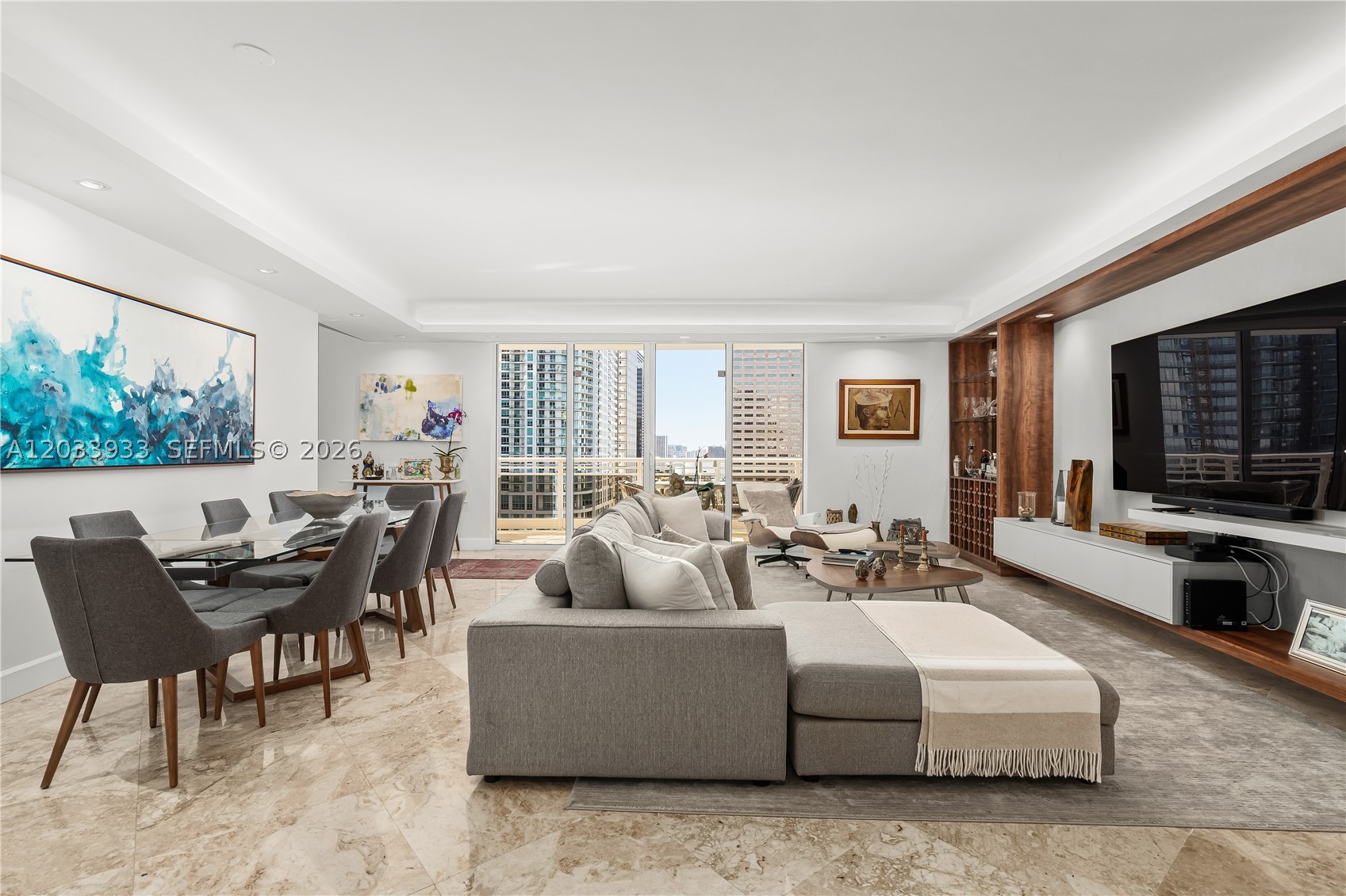 CARBONELL CONDO - Residential Lease