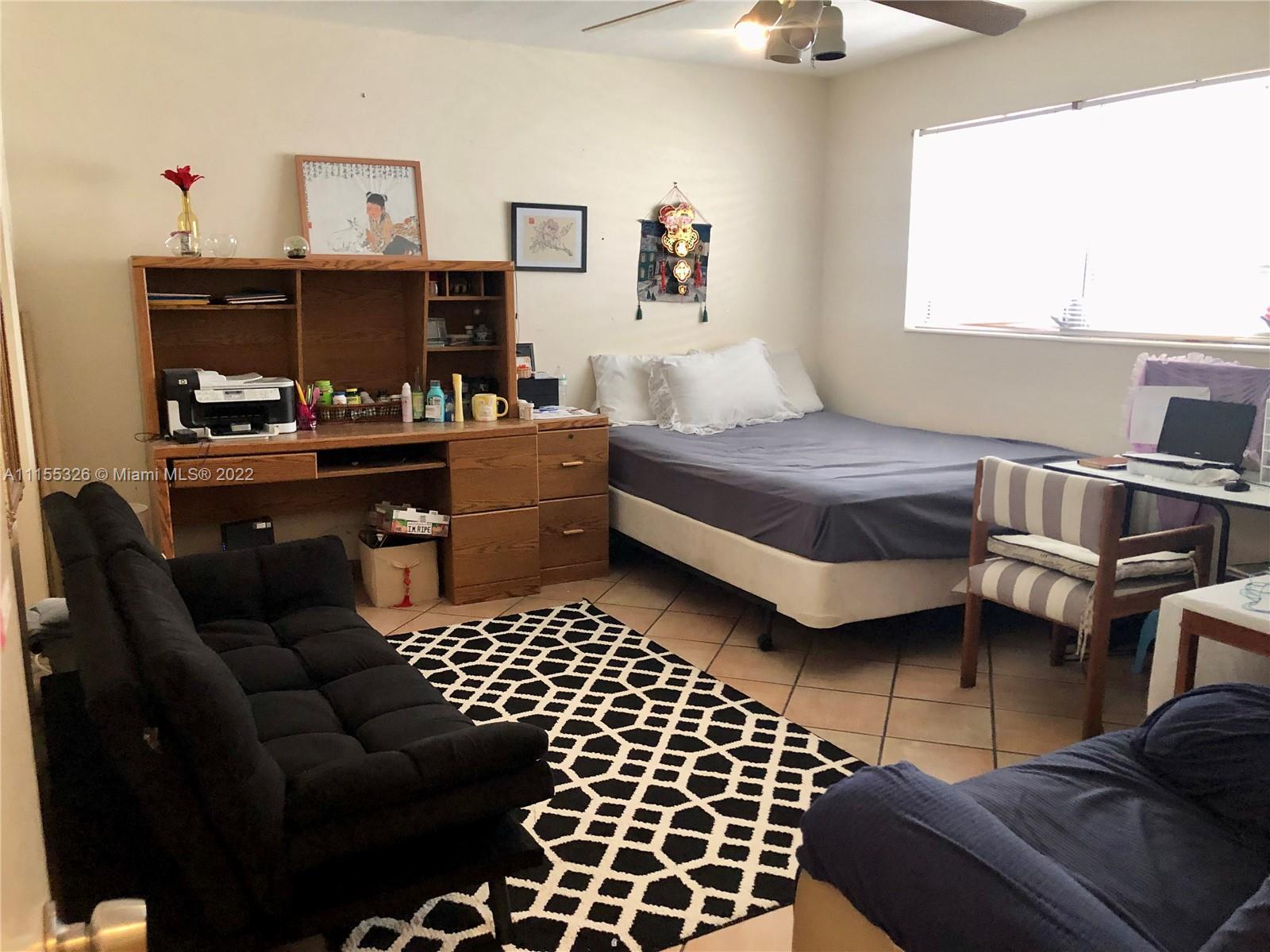 LAUREL HILL - Residential Income