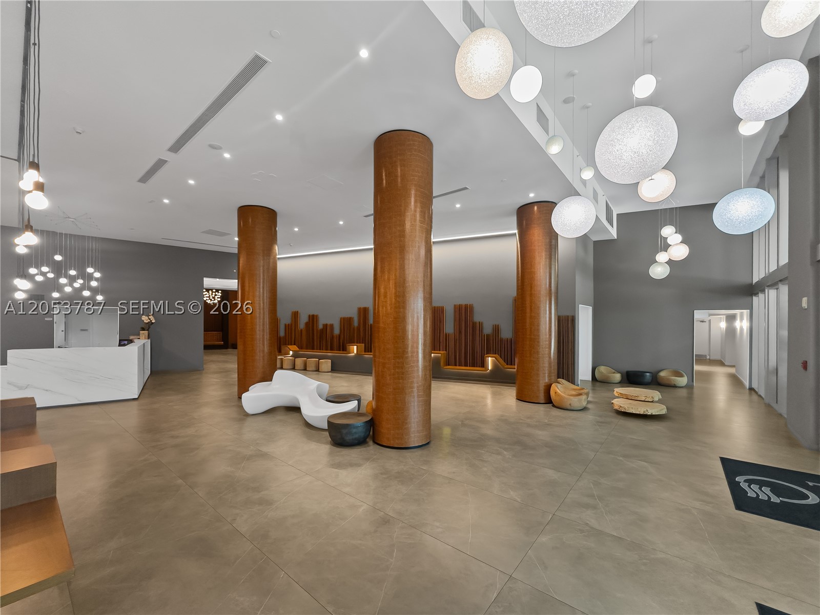 WIND CONDO - Residential