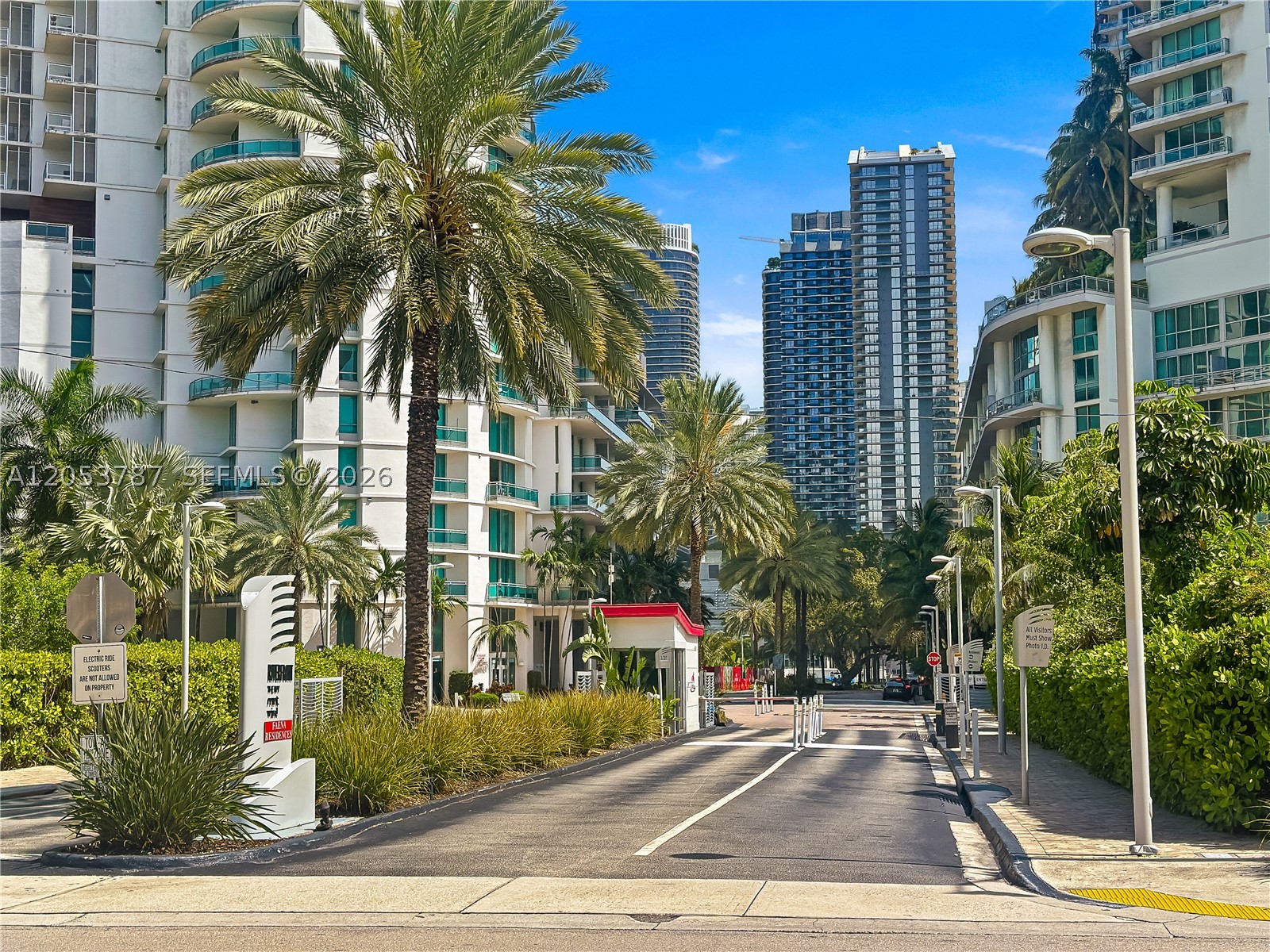 WIND CONDO - Residential