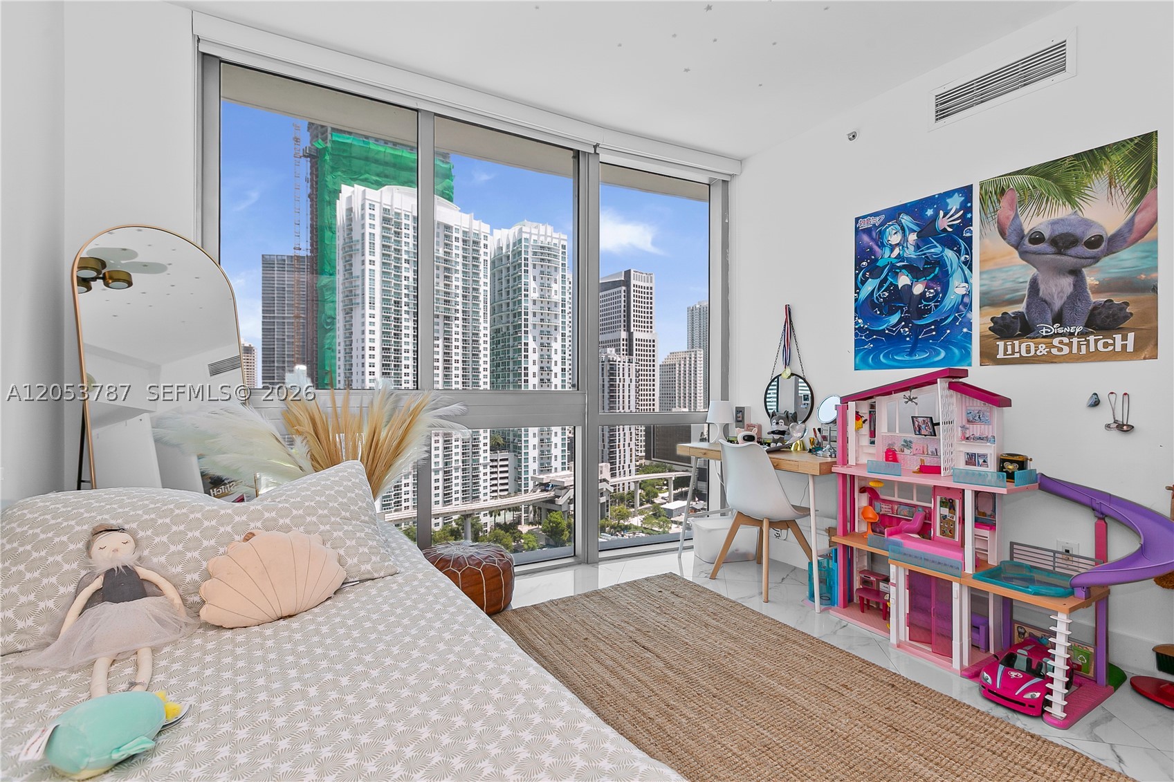 WIND CONDO - Residential