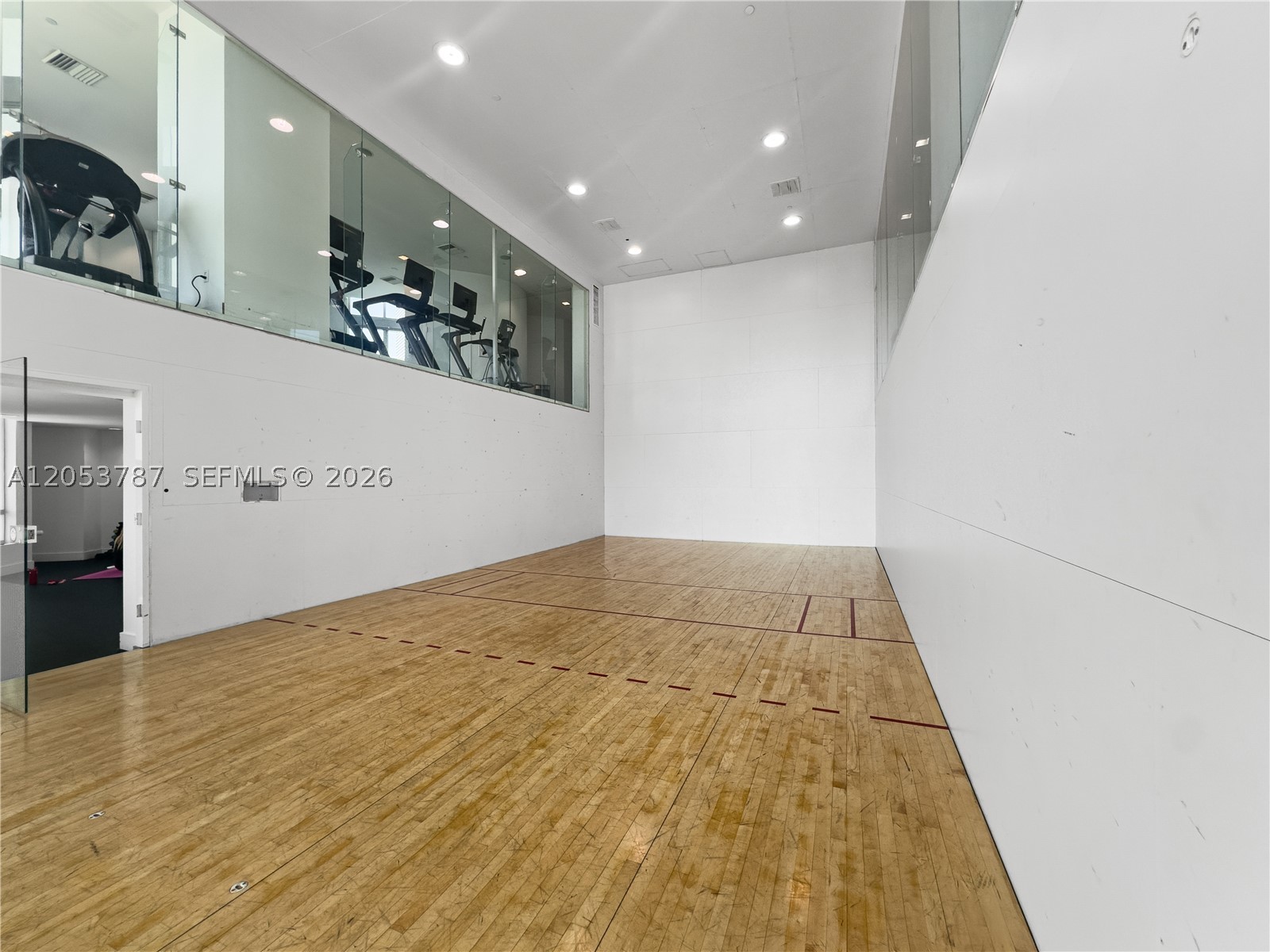 WIND CONDO - Residential
