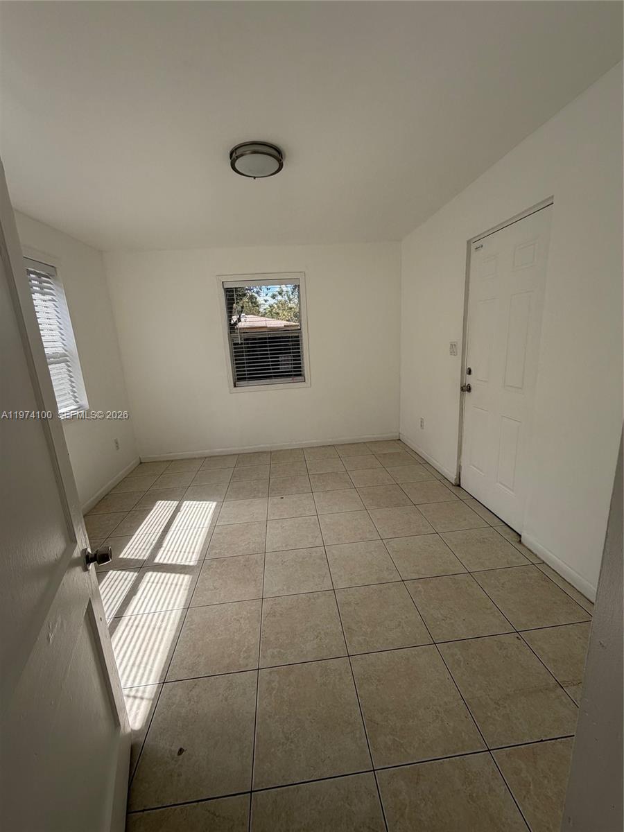 UNIVERSITY PARK - Residential Lease