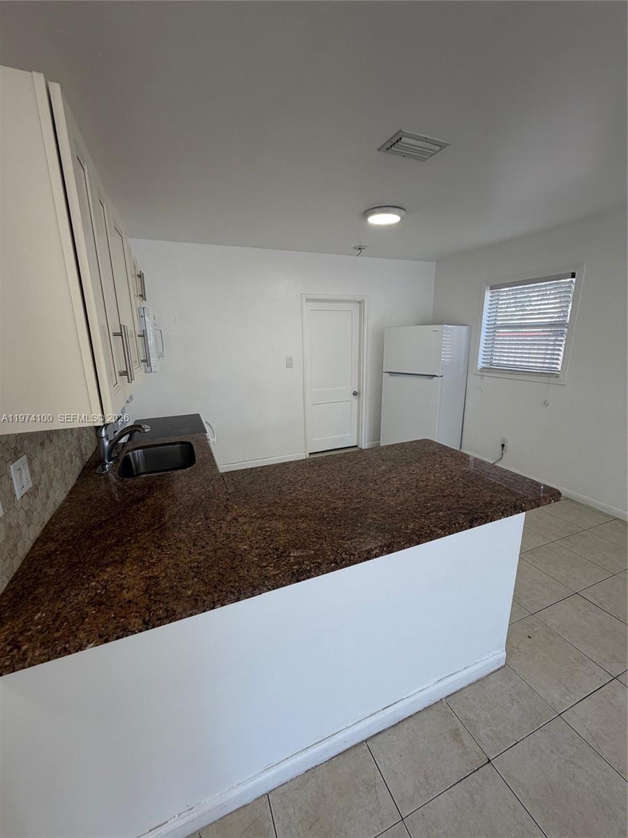 UNIVERSITY PARK - Residential Lease