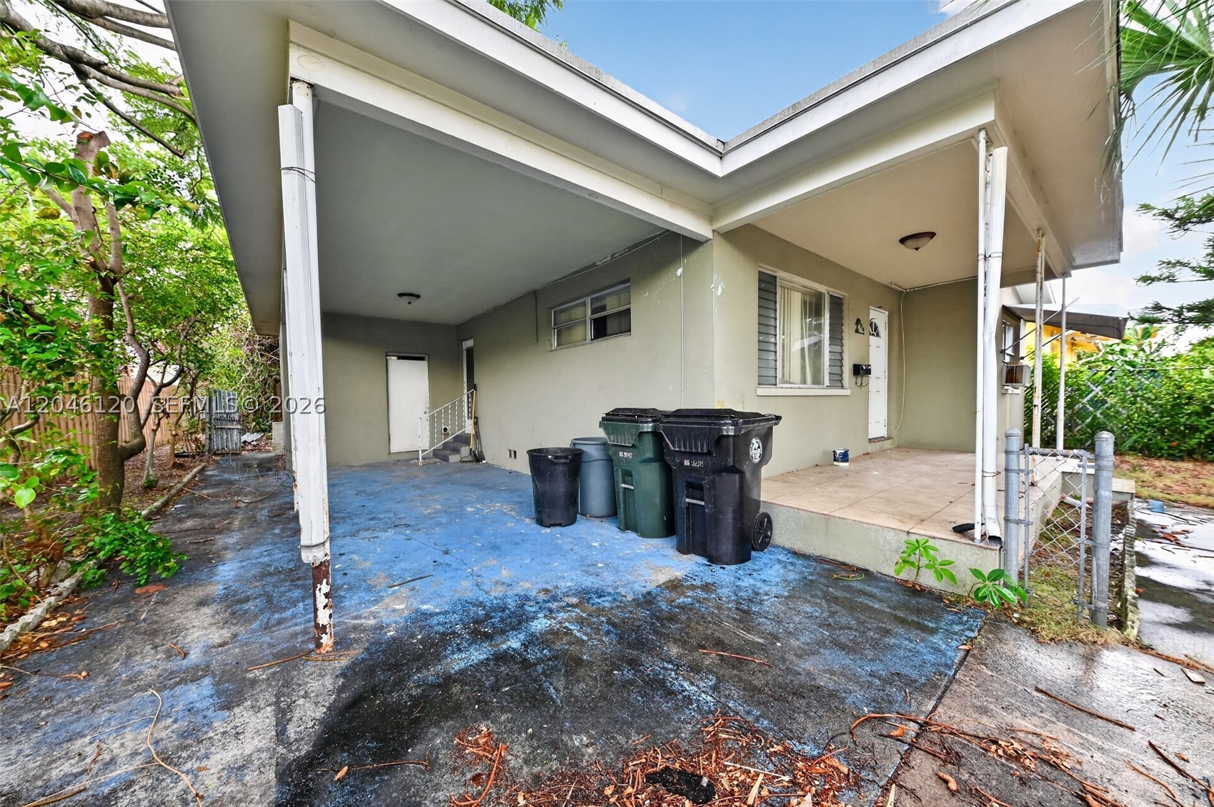 LAKE WORTH TOWN OF - Residential