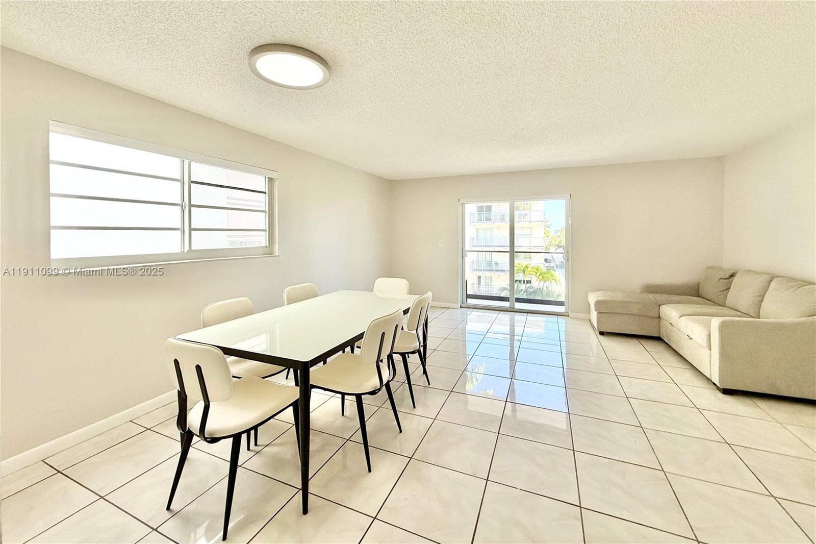 4122 COLLINS CONDO - Residential Lease