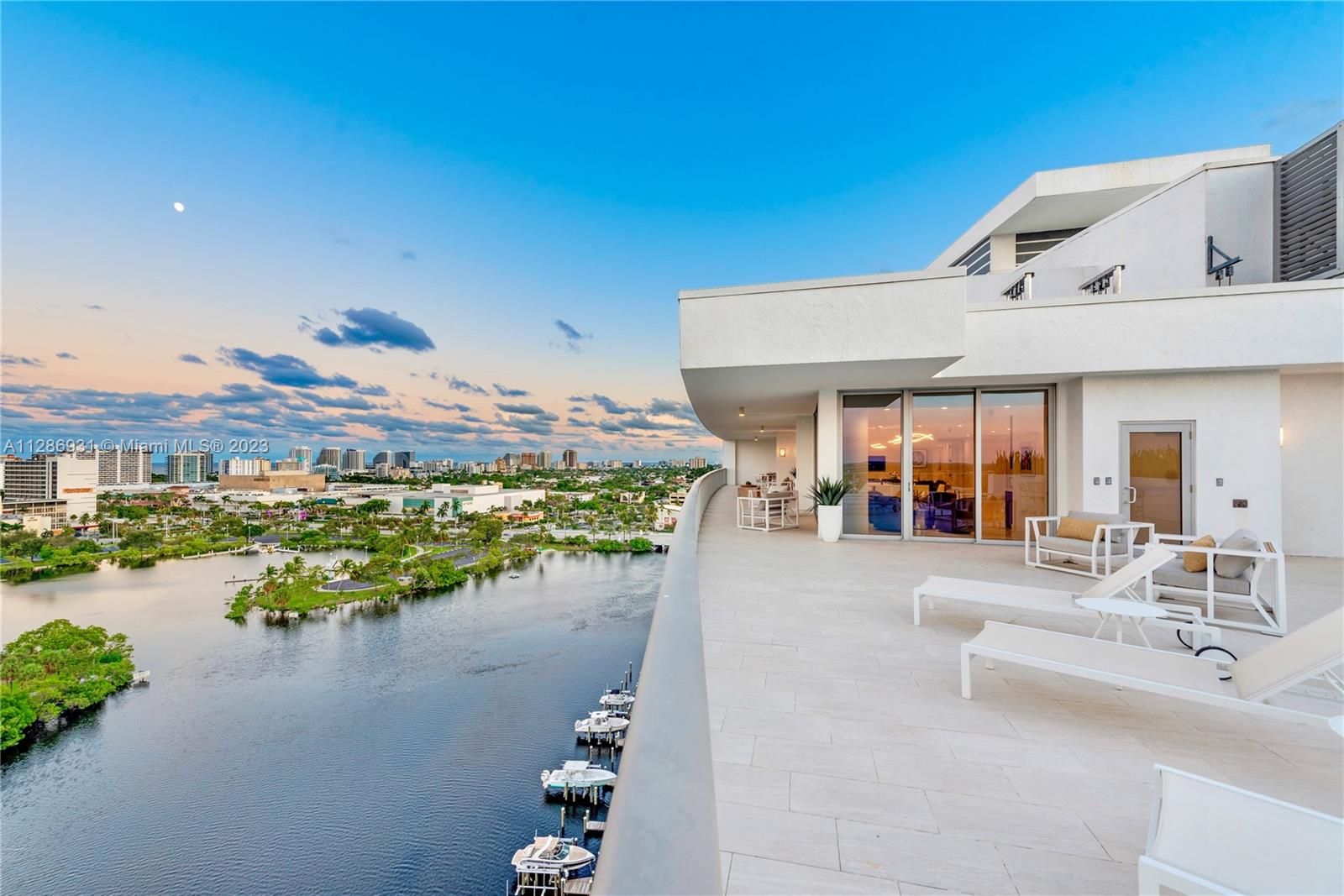 RIVA - Residential