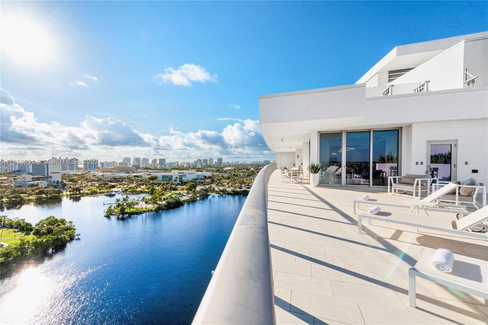 RIVA - Residential