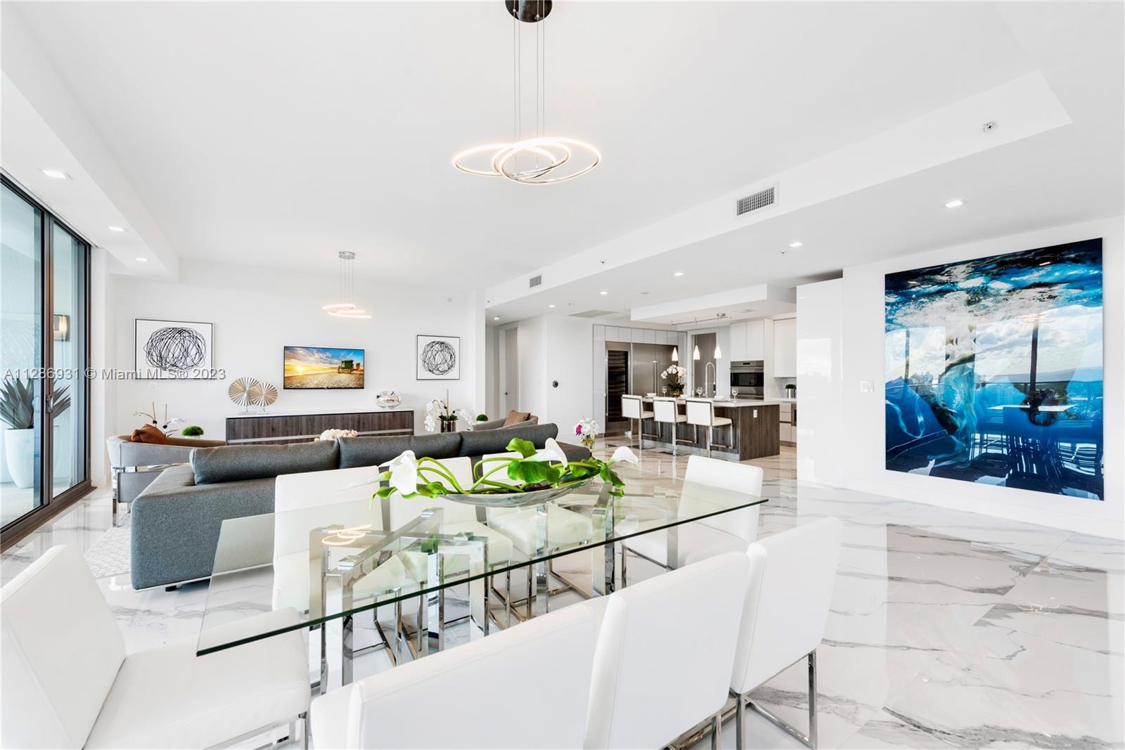 RIVA - Residential