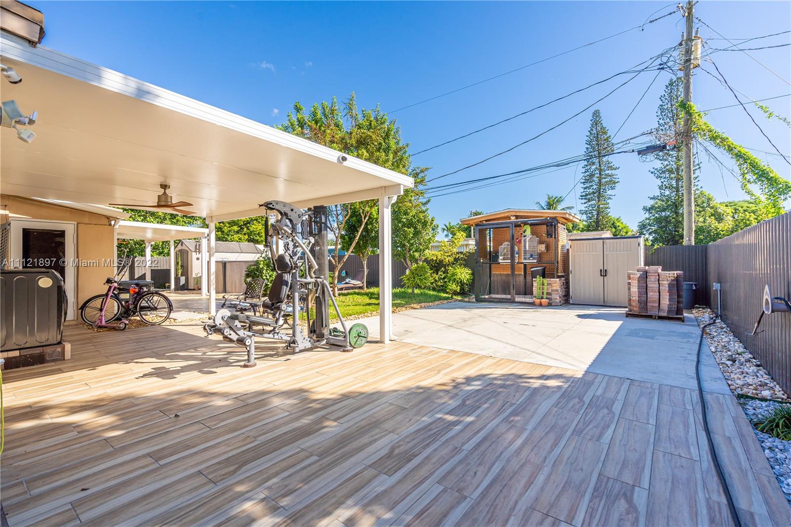 RANDALL PARK - Residential