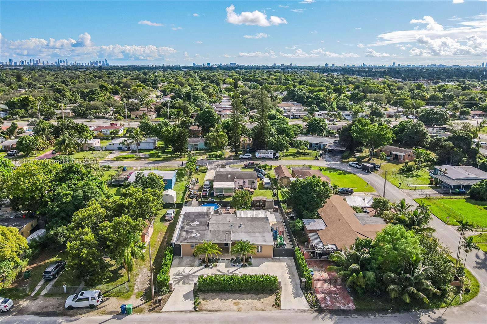 RANDALL PARK - Residential