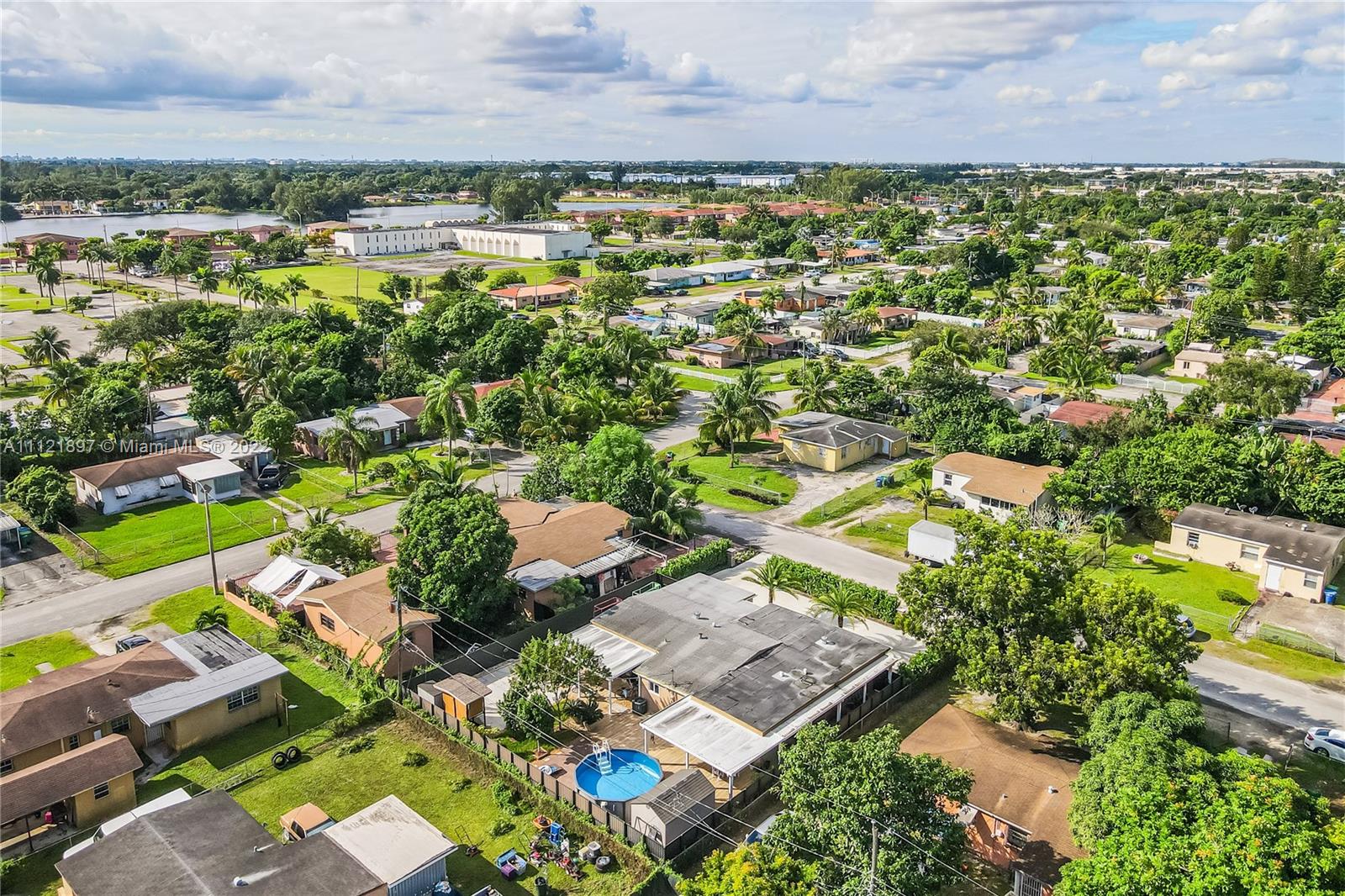 RANDALL PARK - Residential