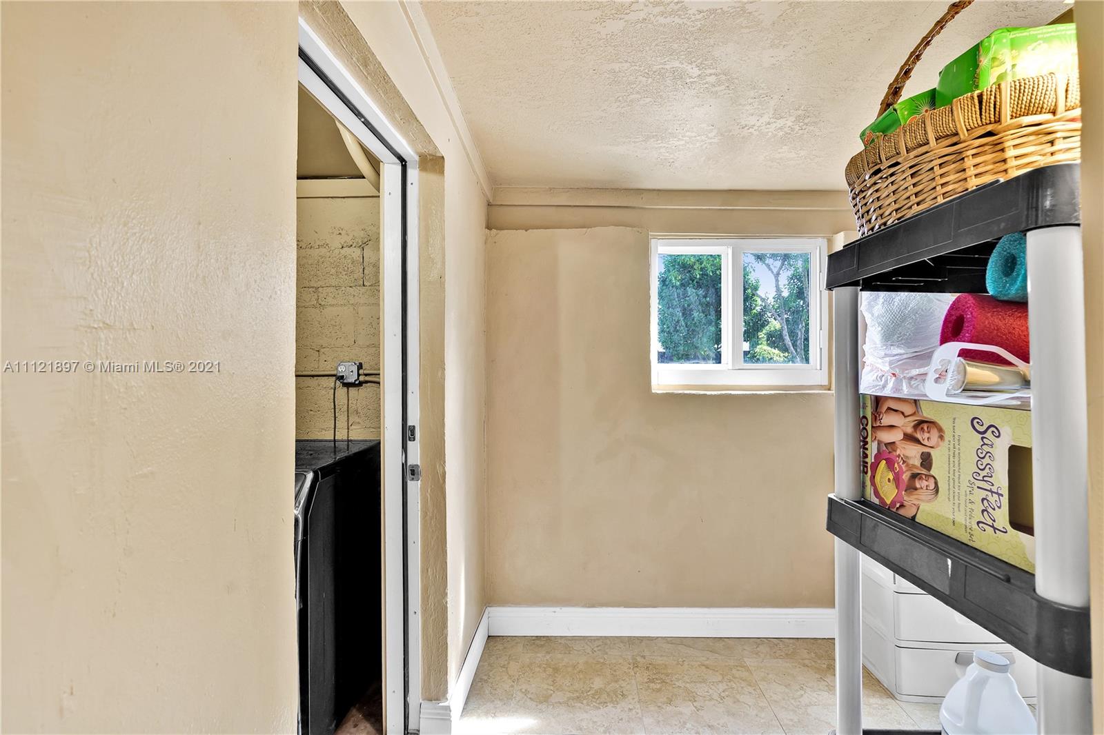 RANDALL PARK - Residential