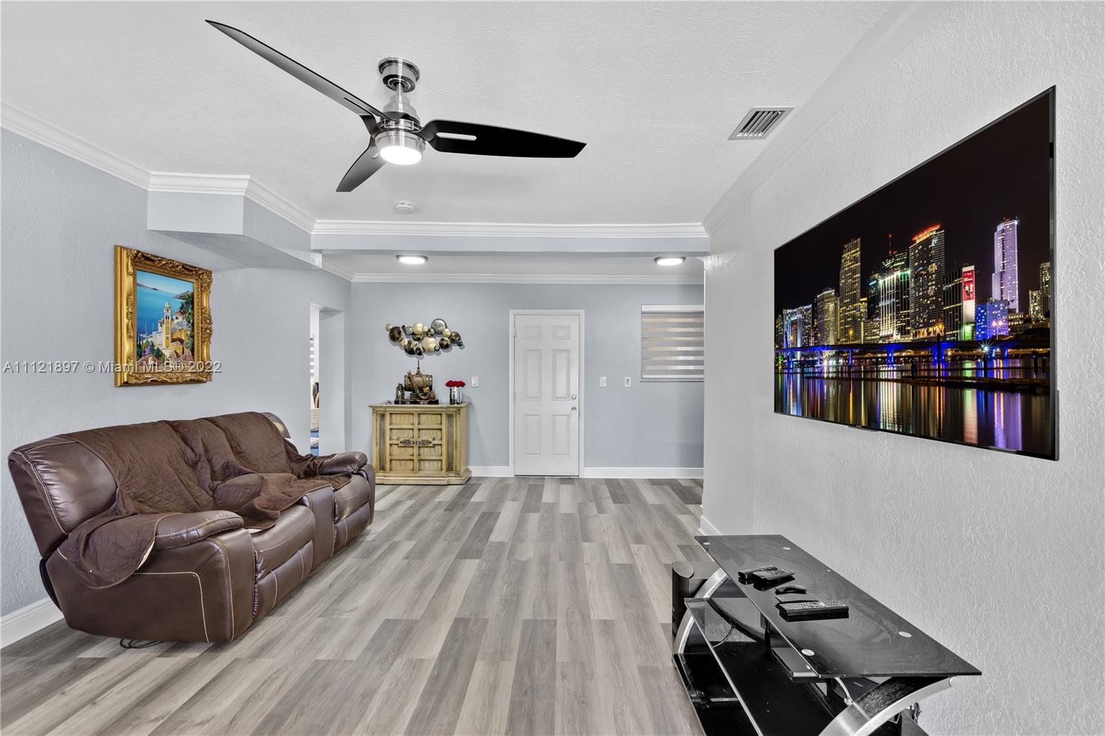 RANDALL PARK - Residential
