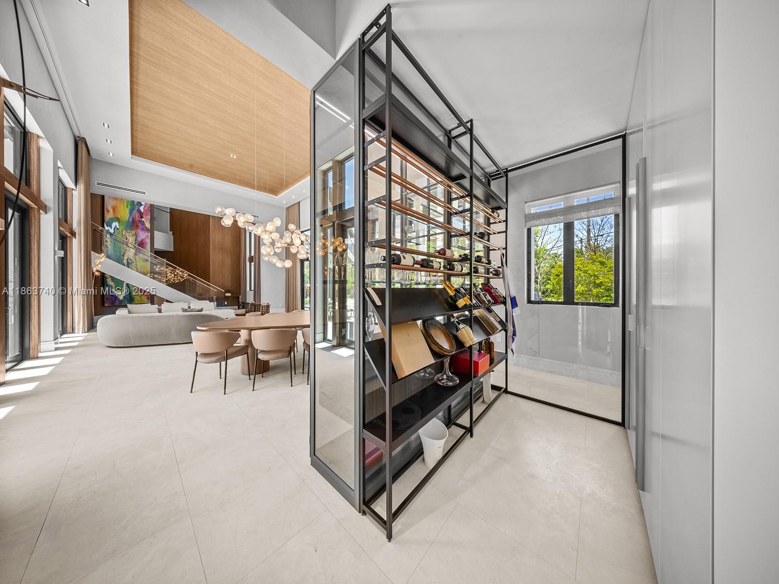 PINECREST - Residential