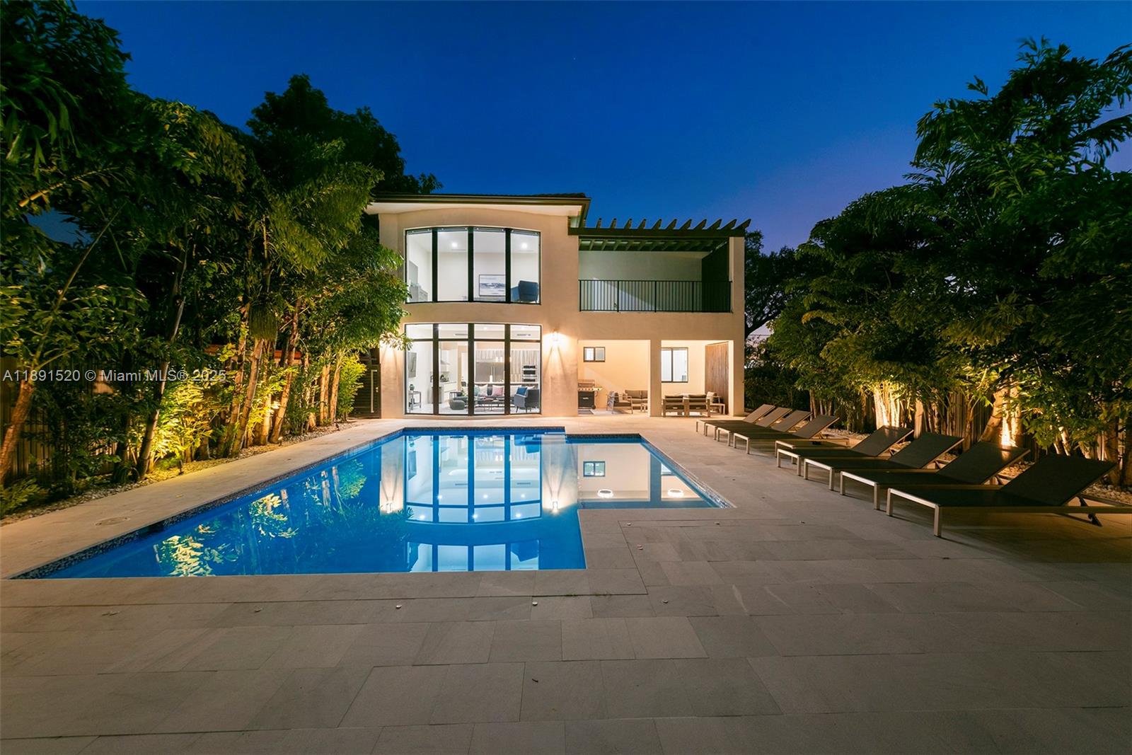 CORAL VILLAS REV - Residential