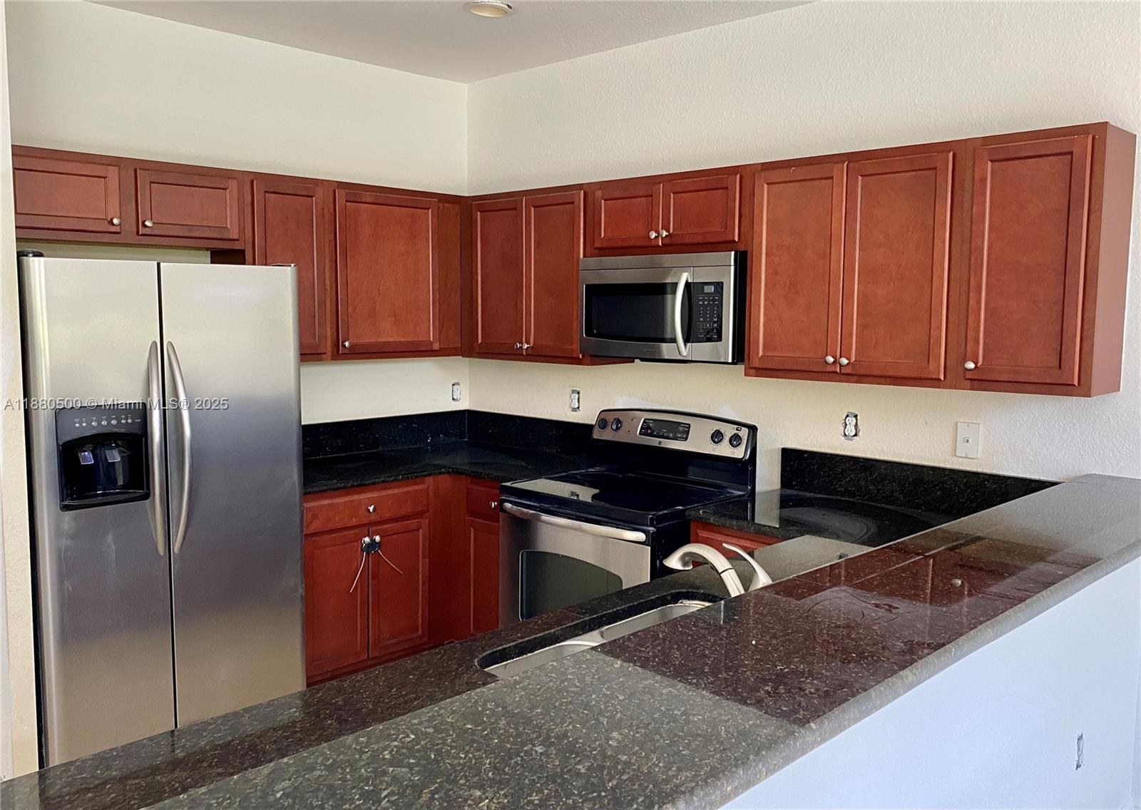 BALMORAL SUB PHASE III - Residential Lease
