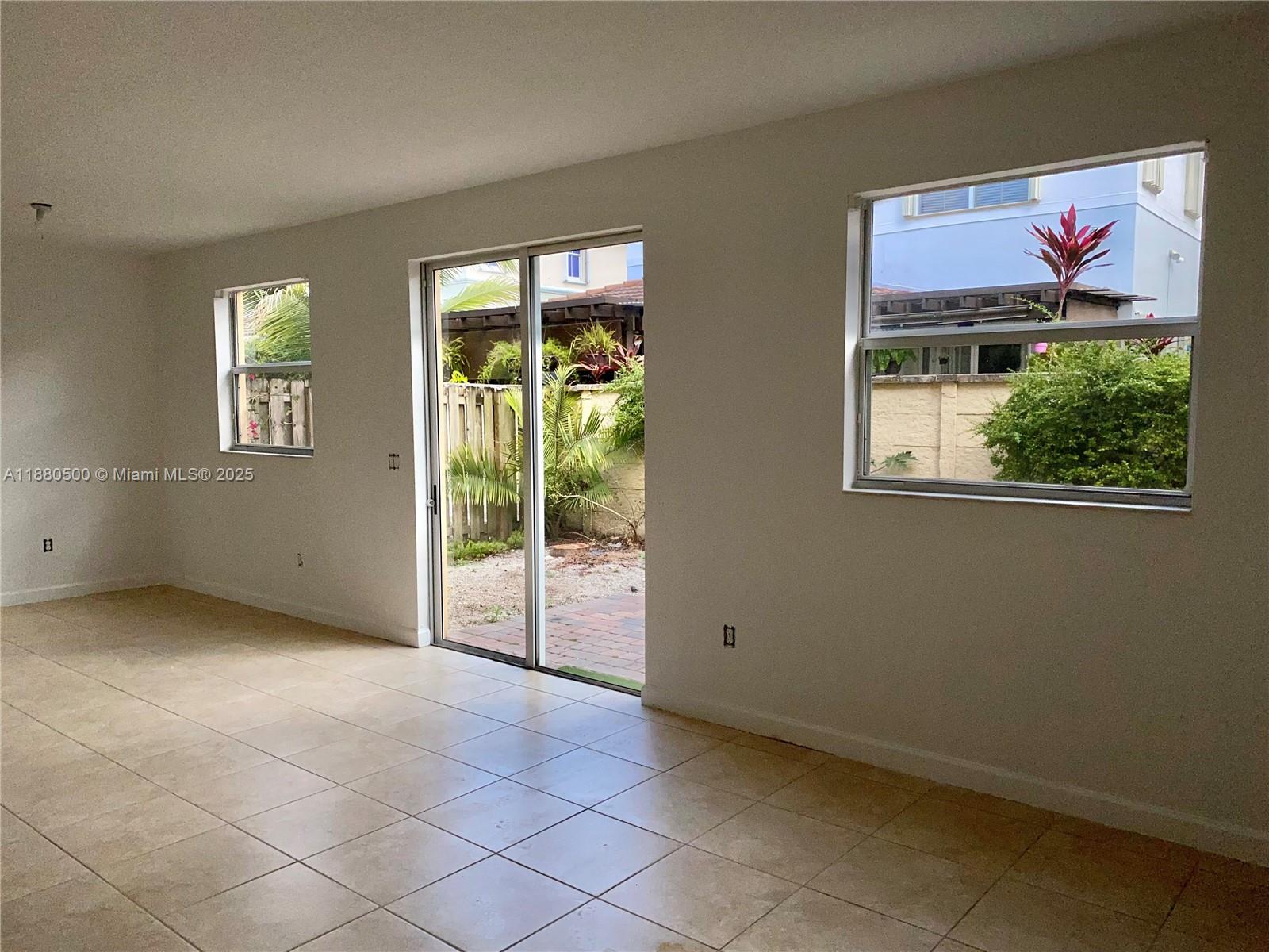 BALMORAL SUB PHASE III - Residential Lease