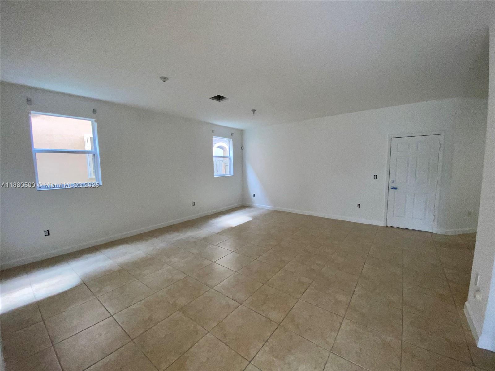 BALMORAL SUB PHASE III - Residential Lease