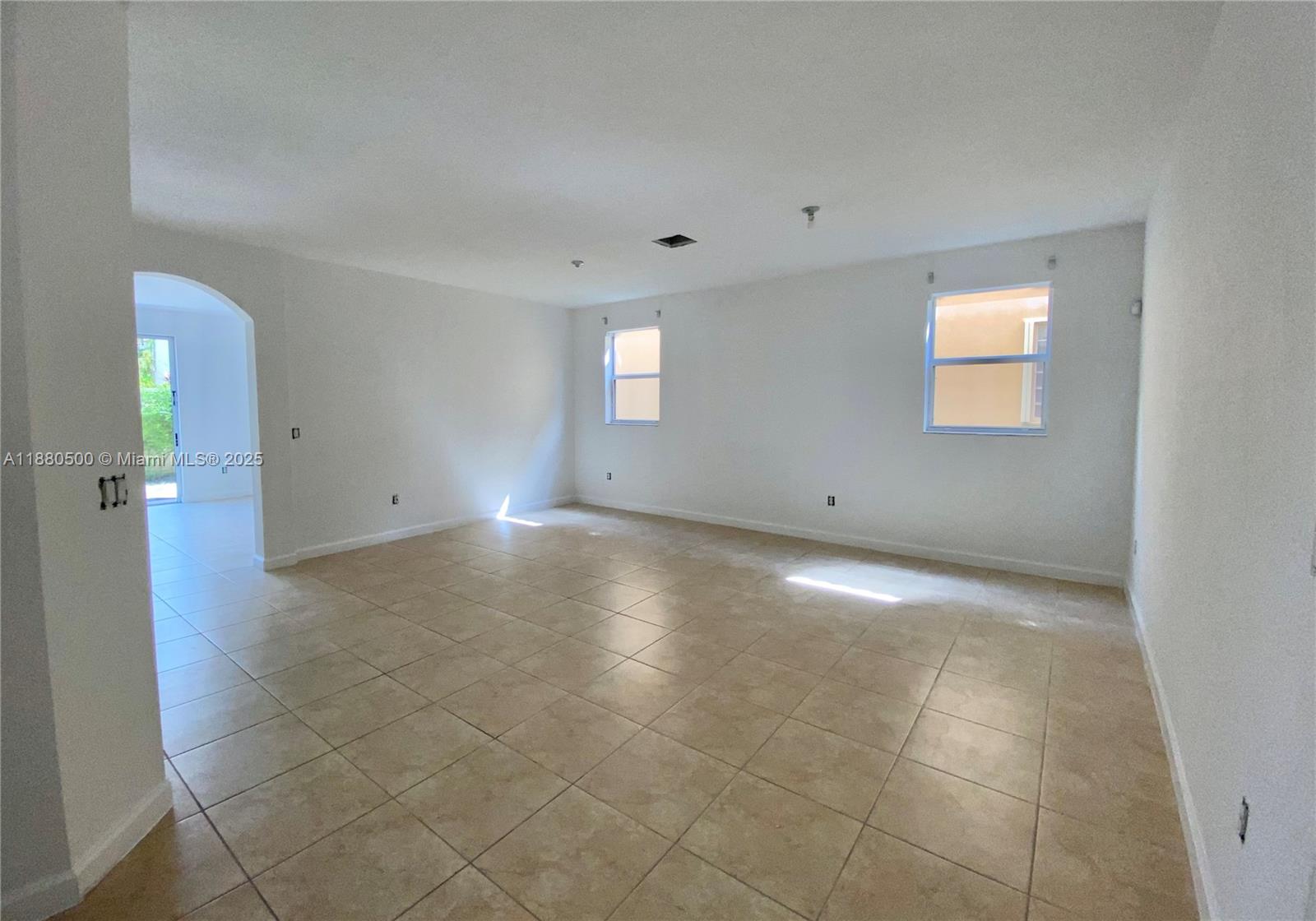 BALMORAL SUB PHASE III - Residential Lease