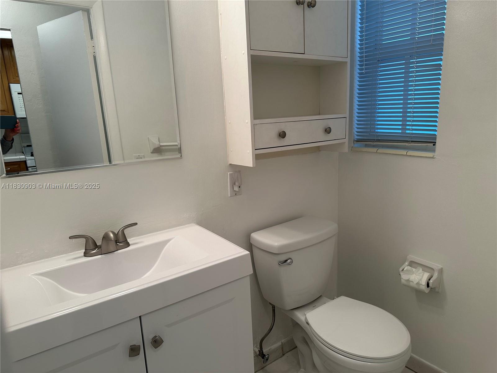 VILLAS OF PINECREST CONDO - Residential Lease