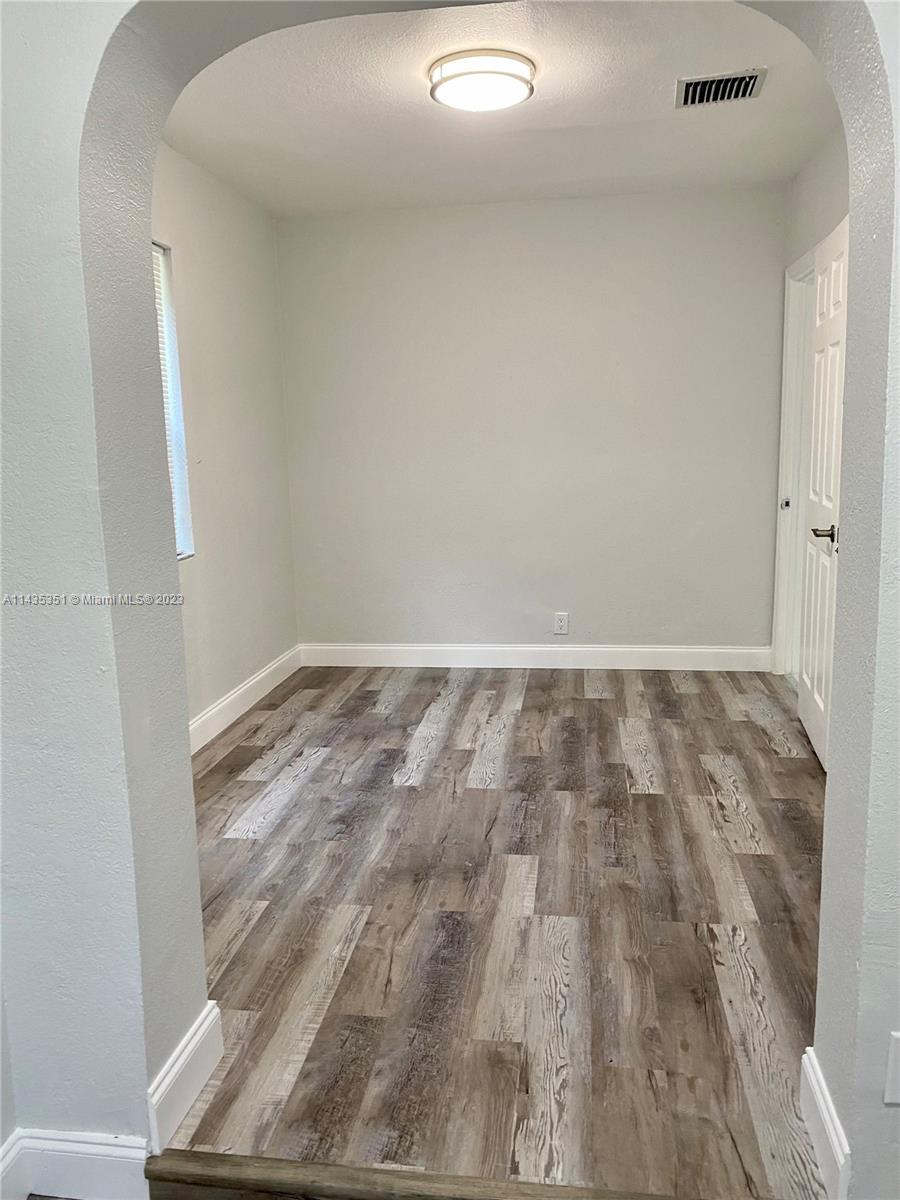 FIRST ADD TO TUSKEGEE PAR - Residential