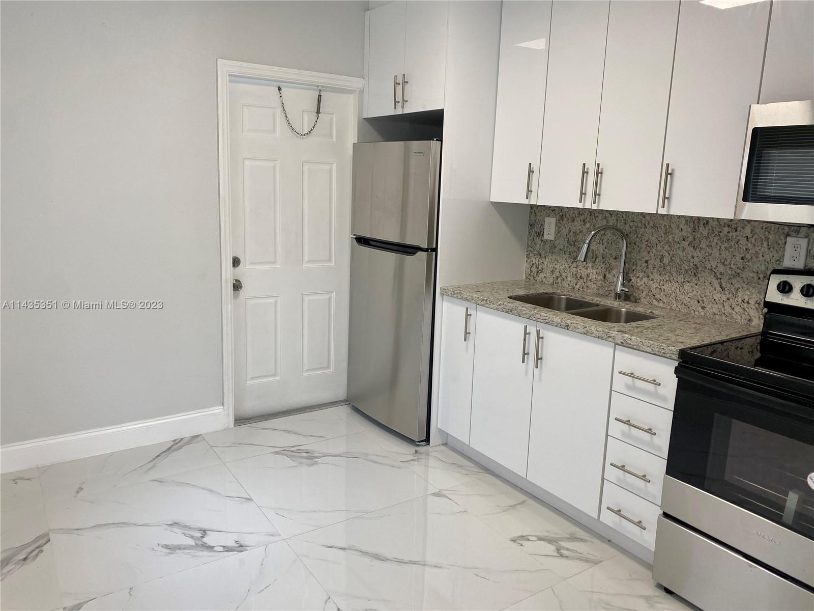 FIRST ADD TO TUSKEGEE PAR - Residential