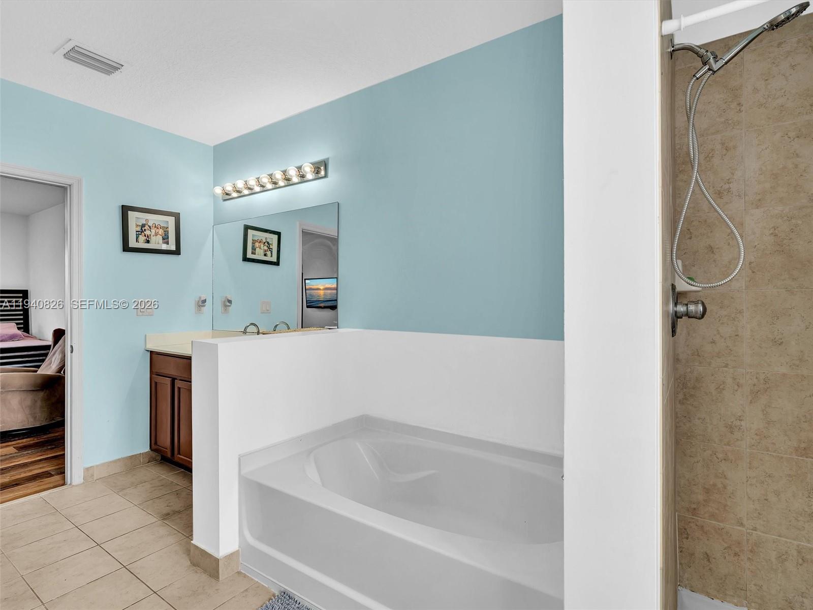RAULS PLACE AT OASIS - Residential