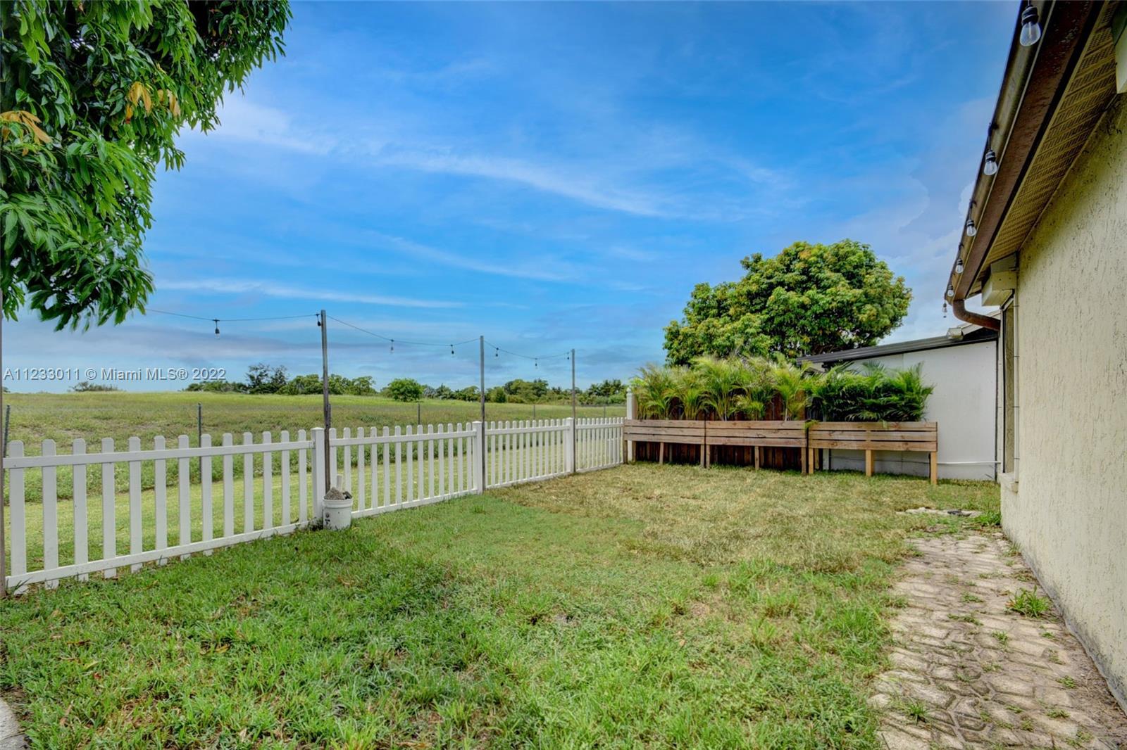 ARBOR GLEN 2 - Residential