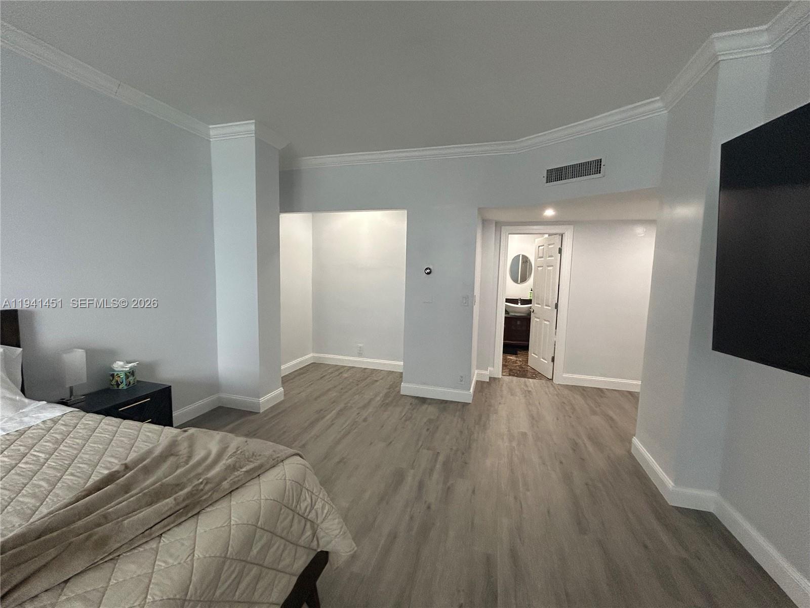 SIAN OCEAN RESIDENCES CON - Residential Lease