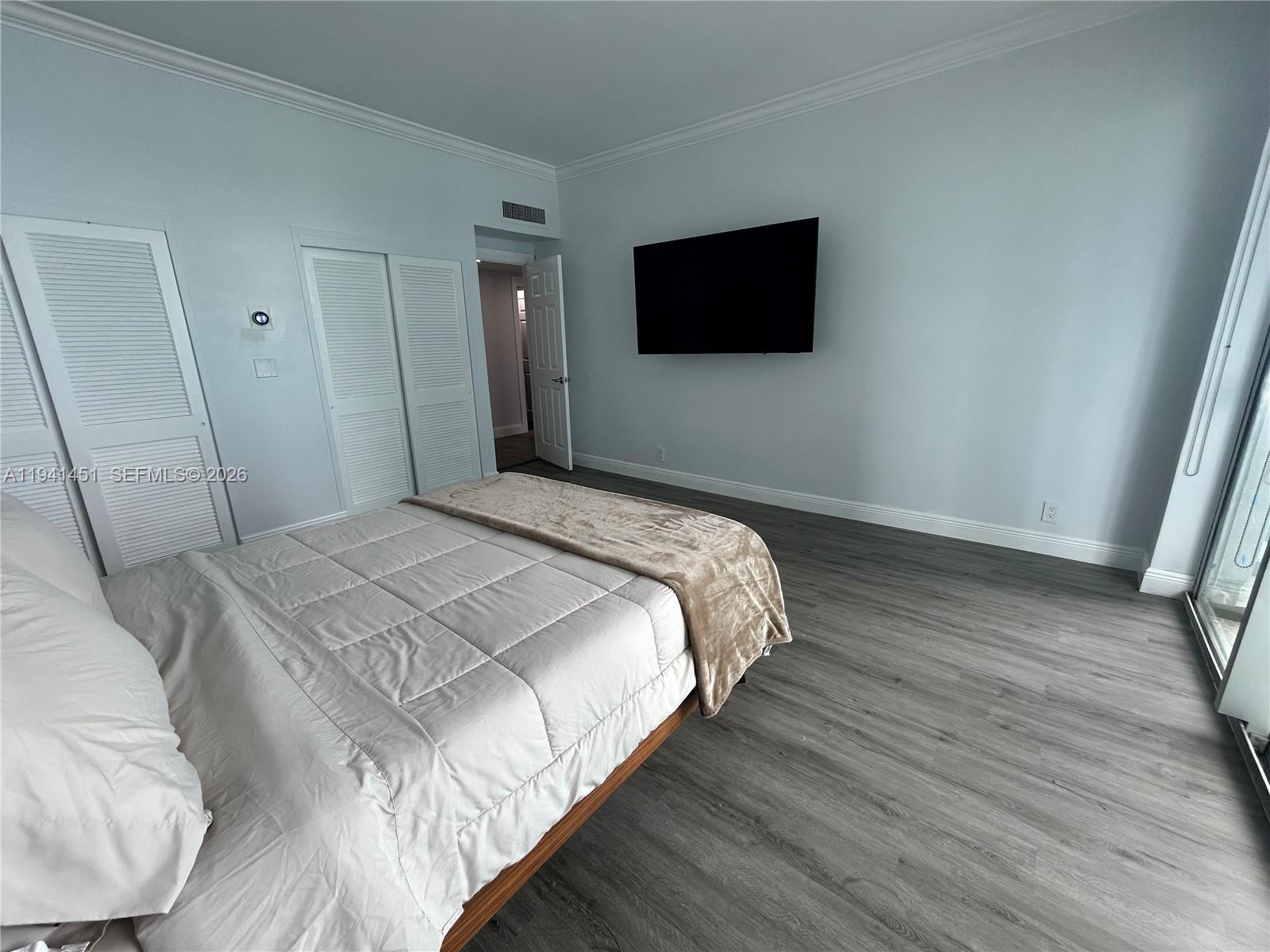 SIAN OCEAN RESIDENCES CON - Residential Lease