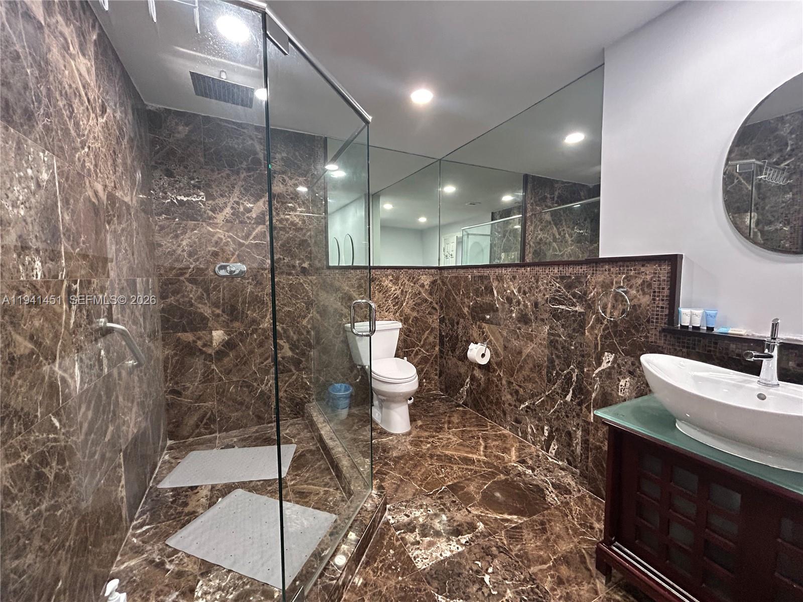SIAN OCEAN RESIDENCES CON - Residential Lease
