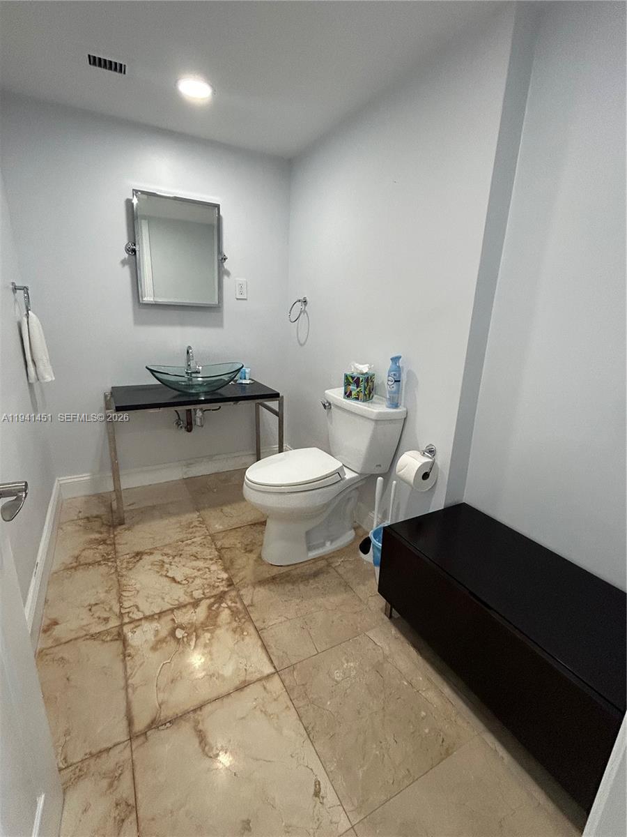 SIAN OCEAN RESIDENCES CON - Residential Lease