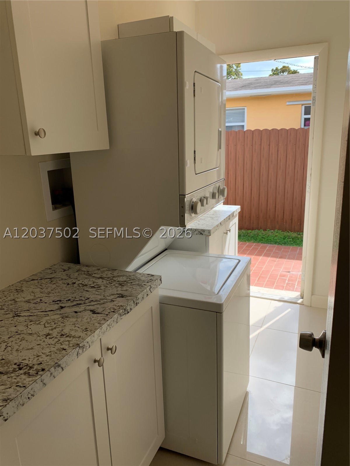 REINHARDT MANORS - Residential Income