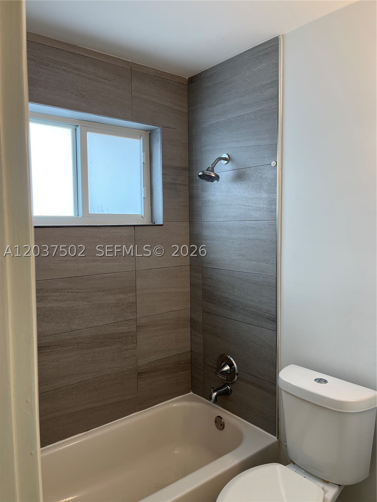 REINHARDT MANORS - Residential Income