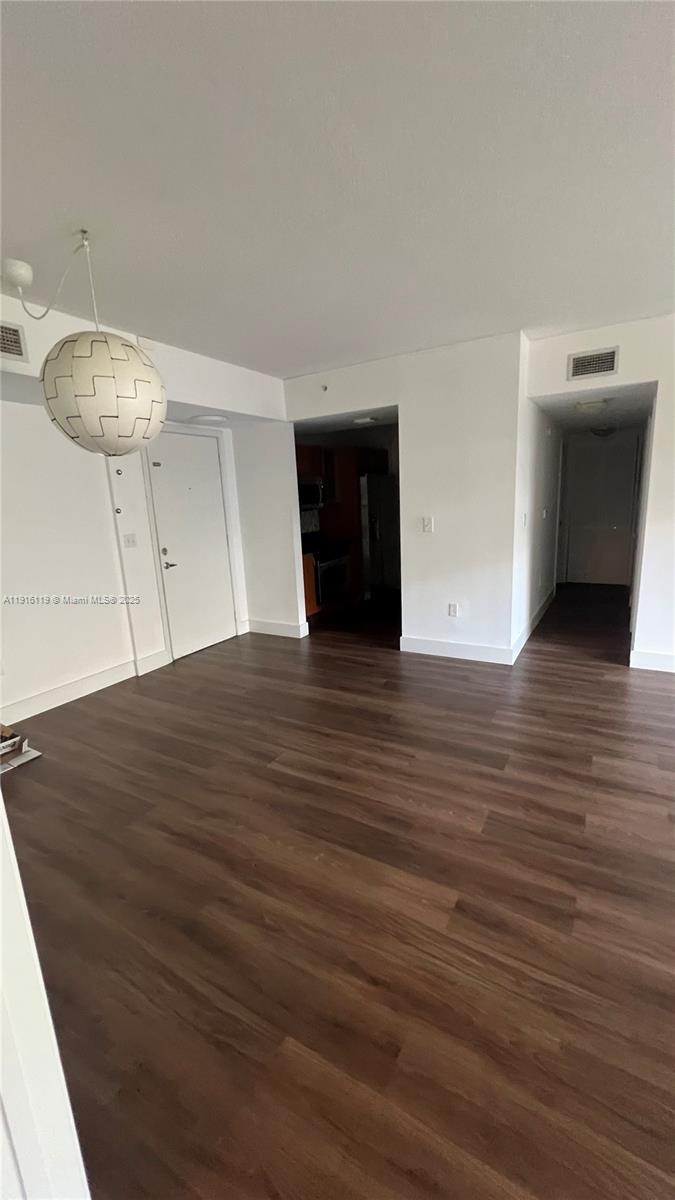 VENTURE AT AVENTURA WEST - Residential