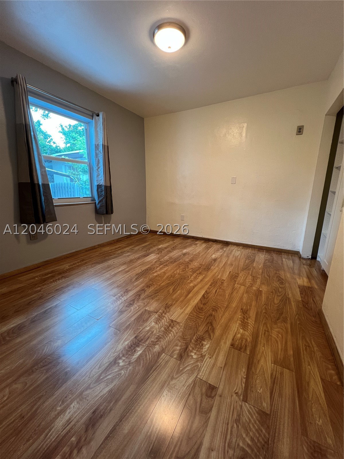 BOWMAN HEIGHTS - Residential Lease