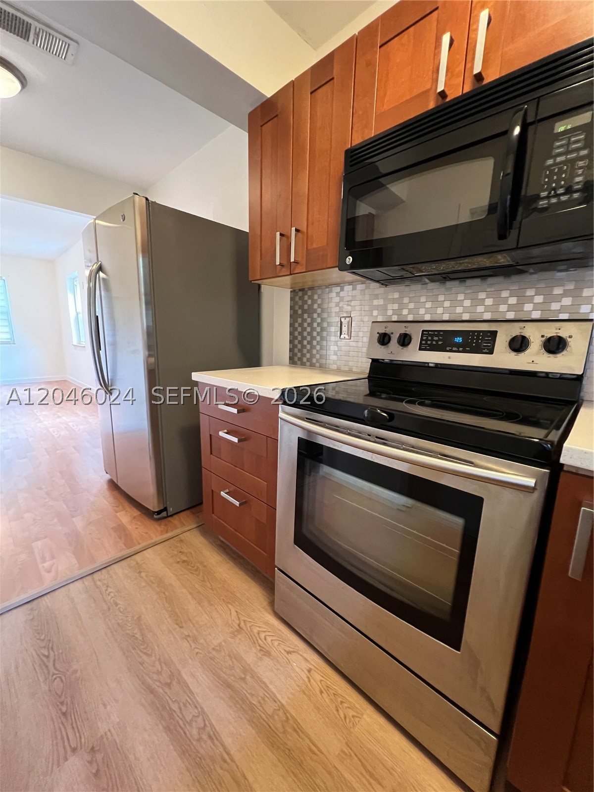 BOWMAN HEIGHTS - Residential Lease