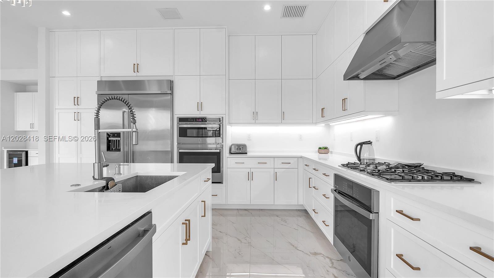 Lotus Palm - Residential Lease