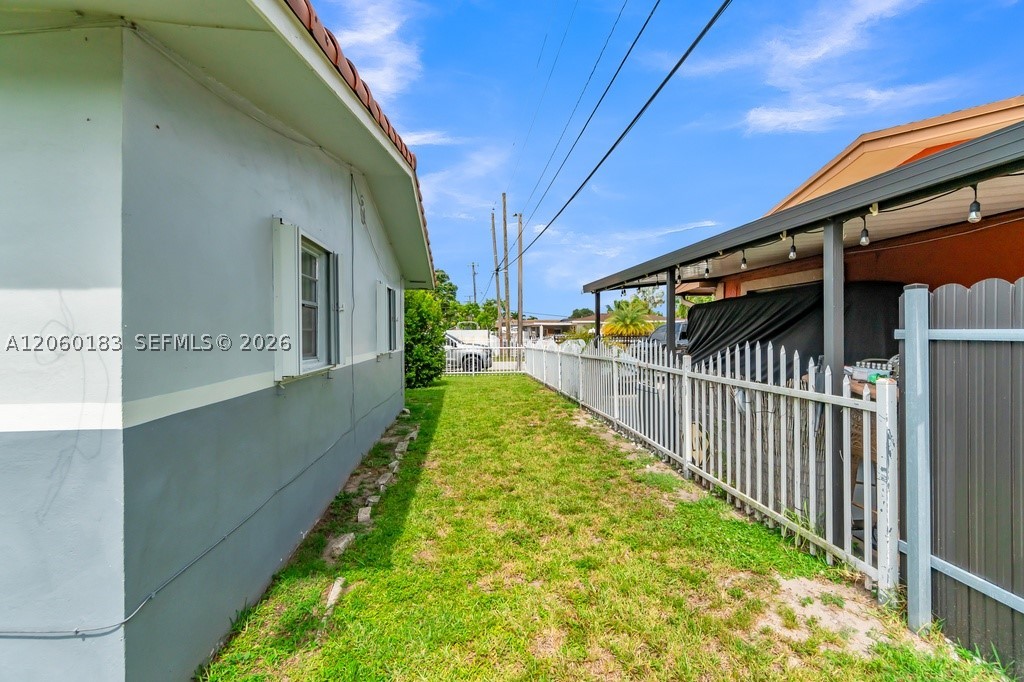 CAROL CITY - Residential