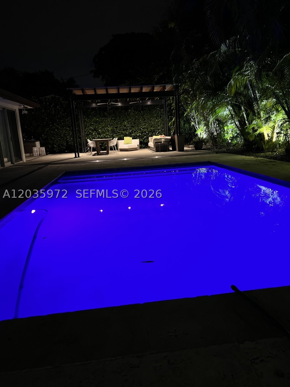 BEVERLY GARDENS - Residential Lease