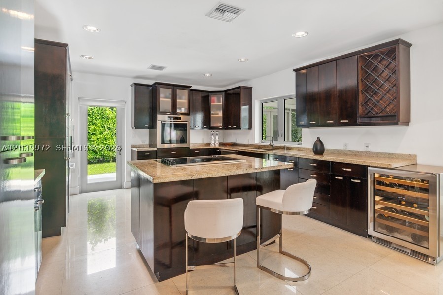 BEVERLY GARDENS - Residential Lease