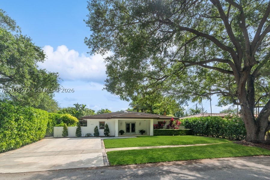 BEVERLY GARDENS - Residential Lease