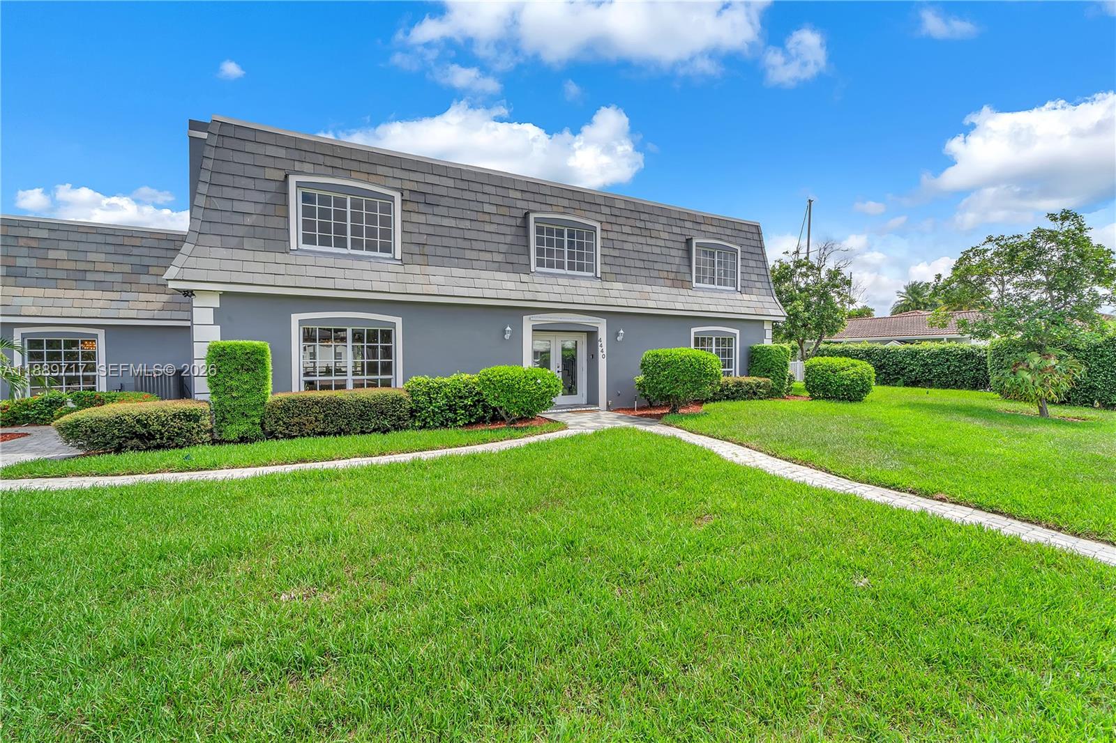 VENETIAN ISLES 3RD SEC - Residential