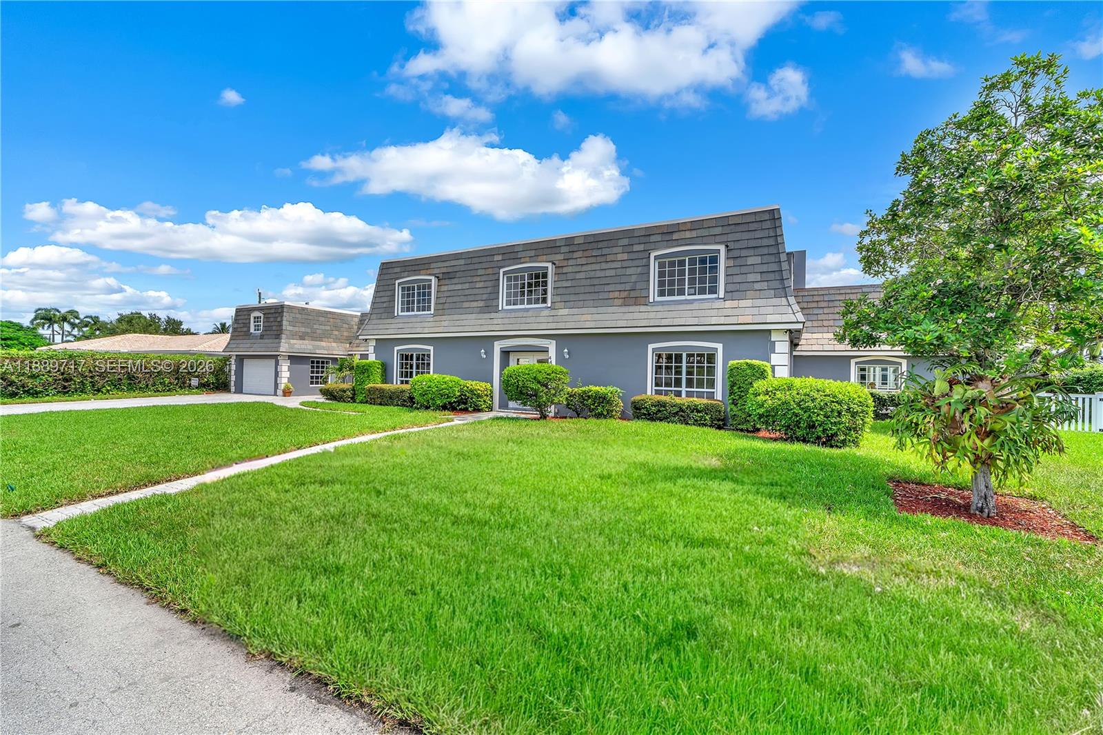 VENETIAN ISLES 3RD SEC - Residential